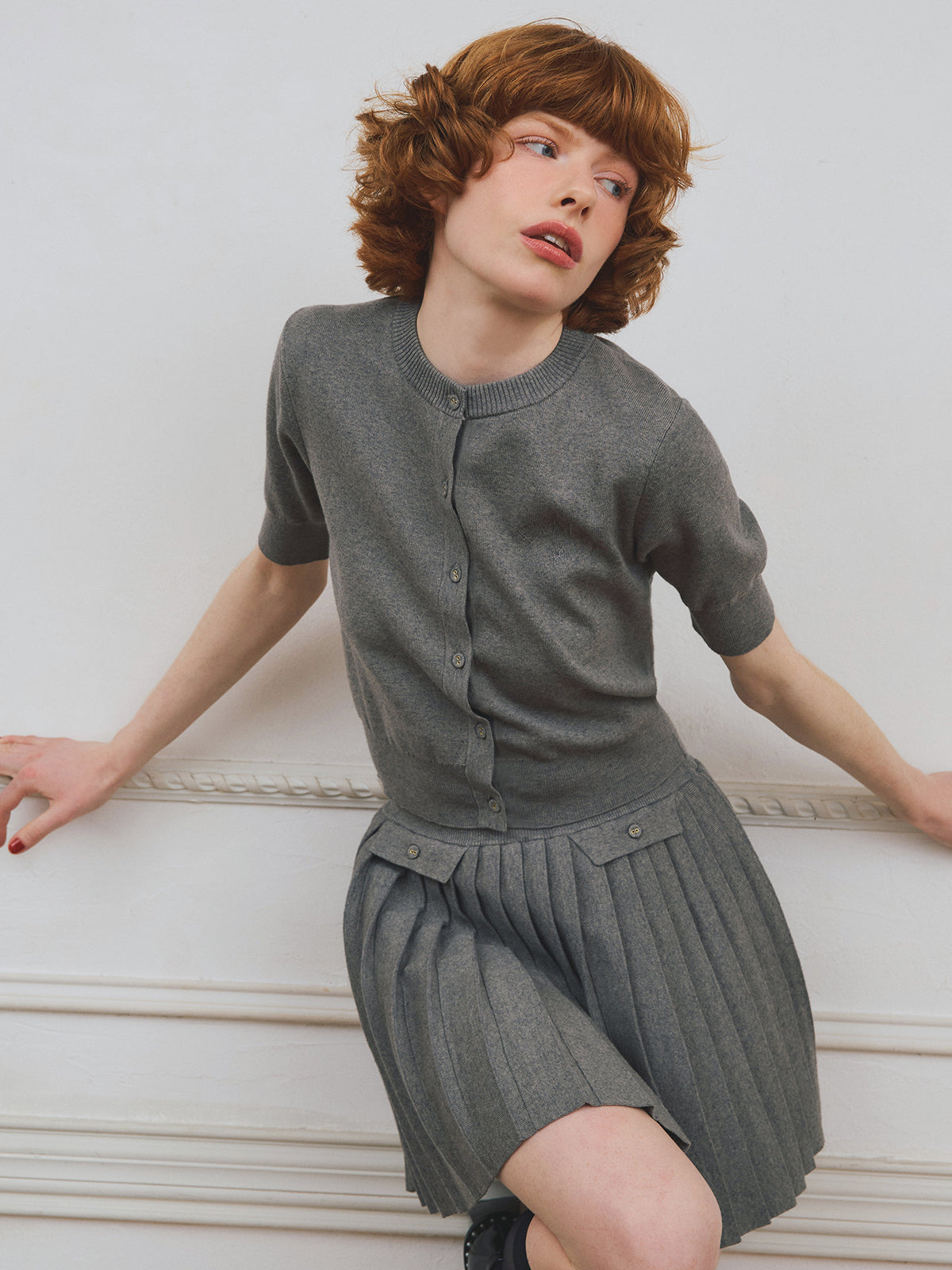 プリーツミニスカートカーデニットセットアップ