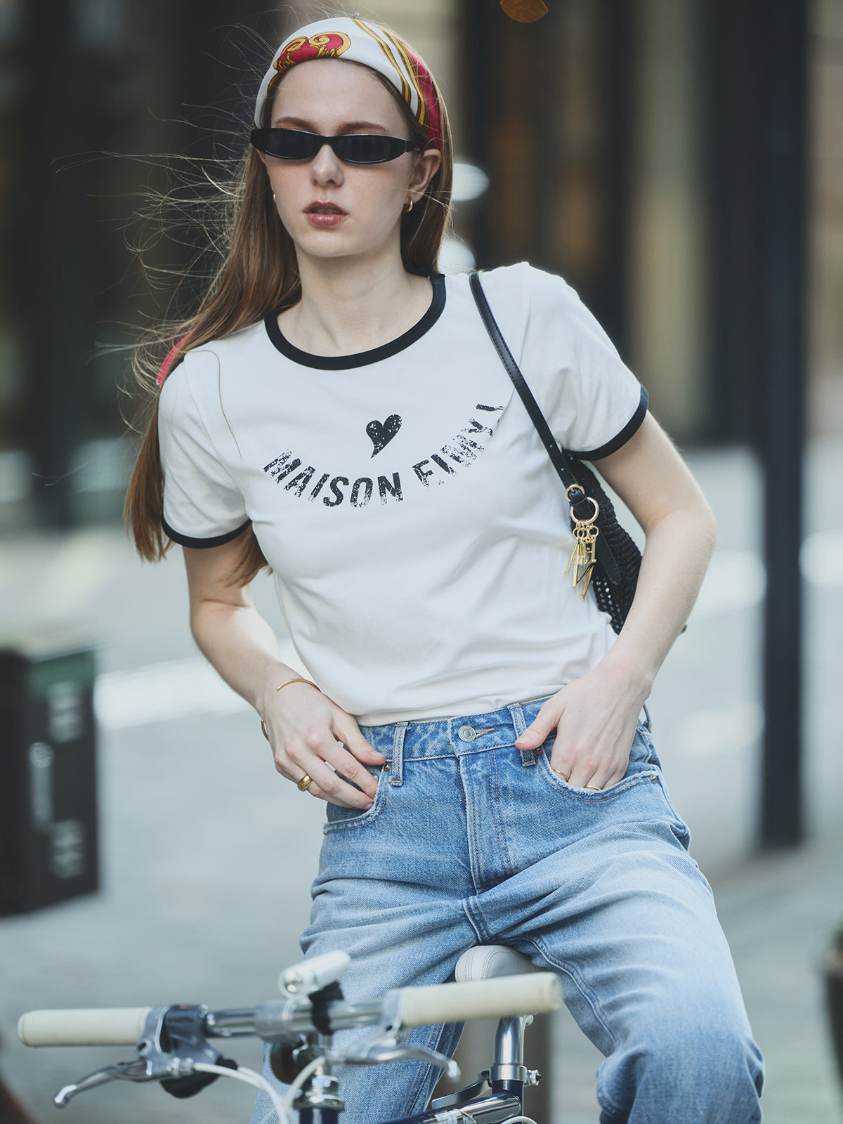 MODEL:173cm/COLOR:WHITE/SIZE:F