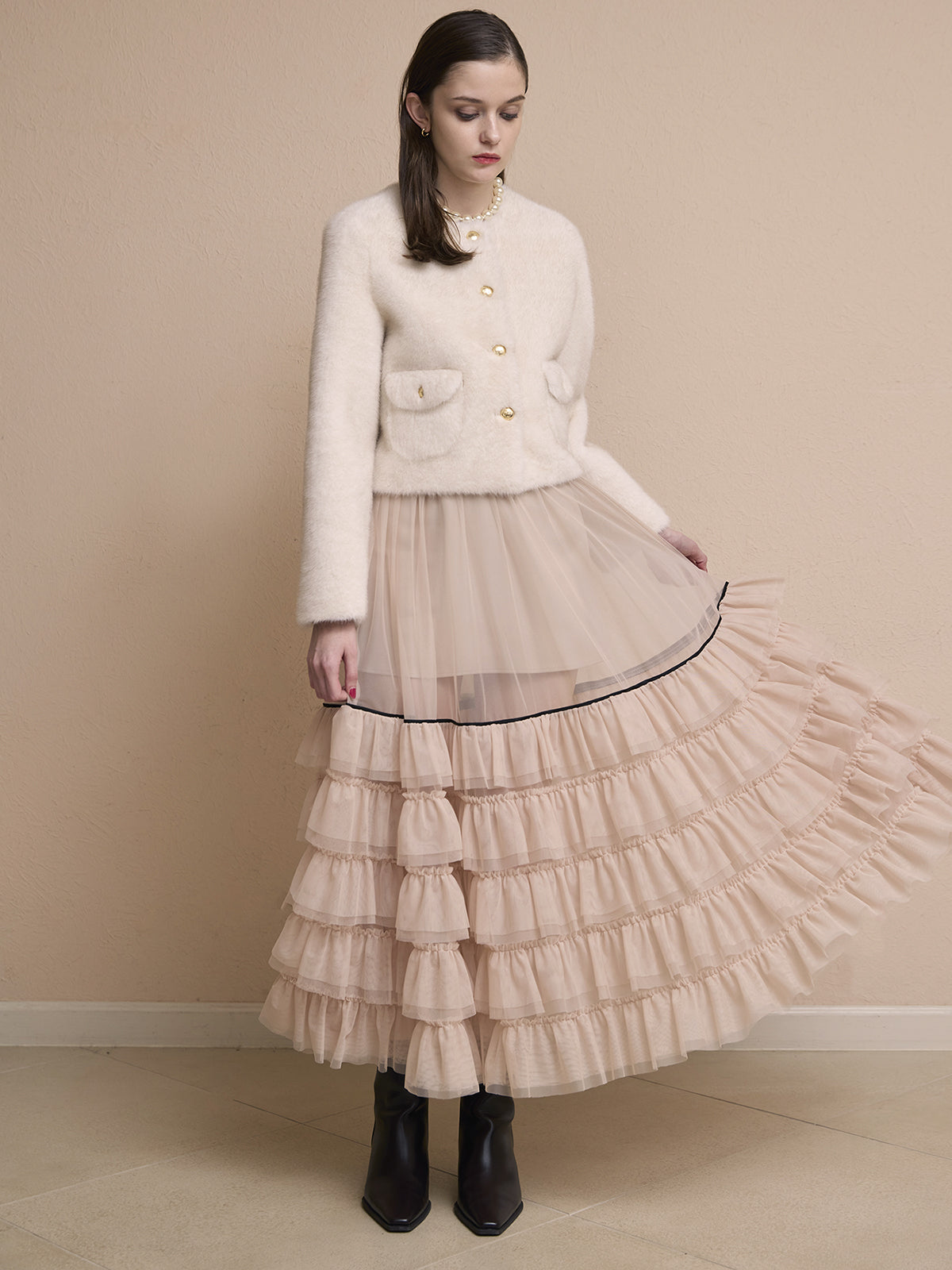 MODEL:173cm/COLOR:PINK BEIGE/SIZE:36