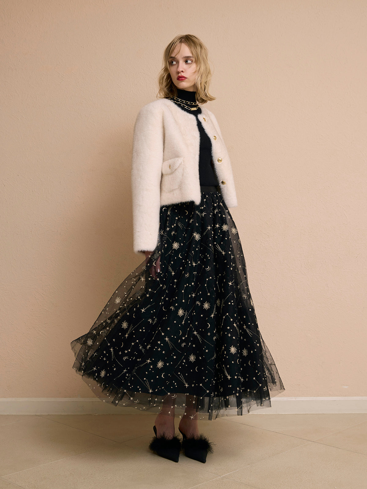 スターエンブロイダリースカート