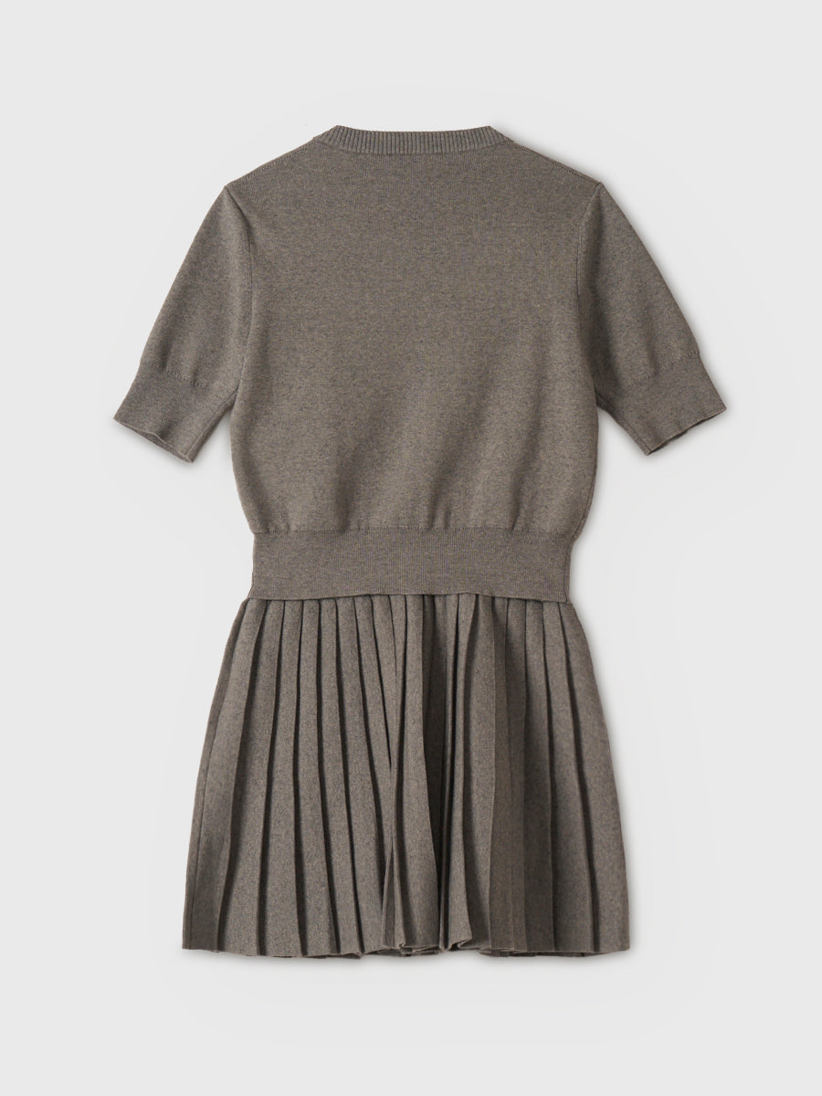 プリーツミニスカートカーデニットセットアップ