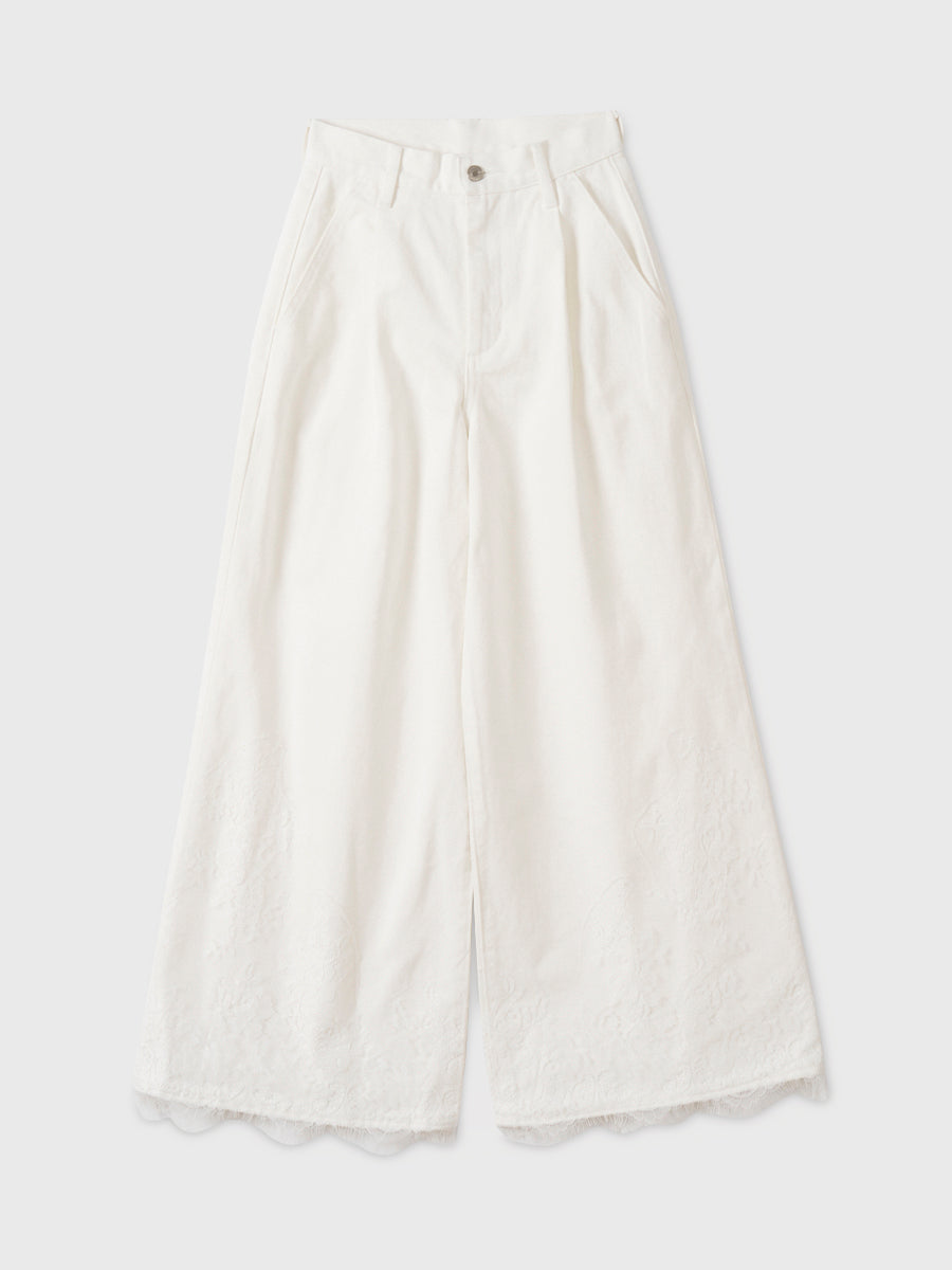 COLOR:WHITE