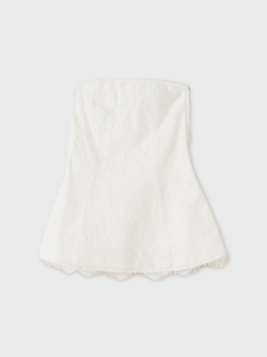 COLOR:WHITE