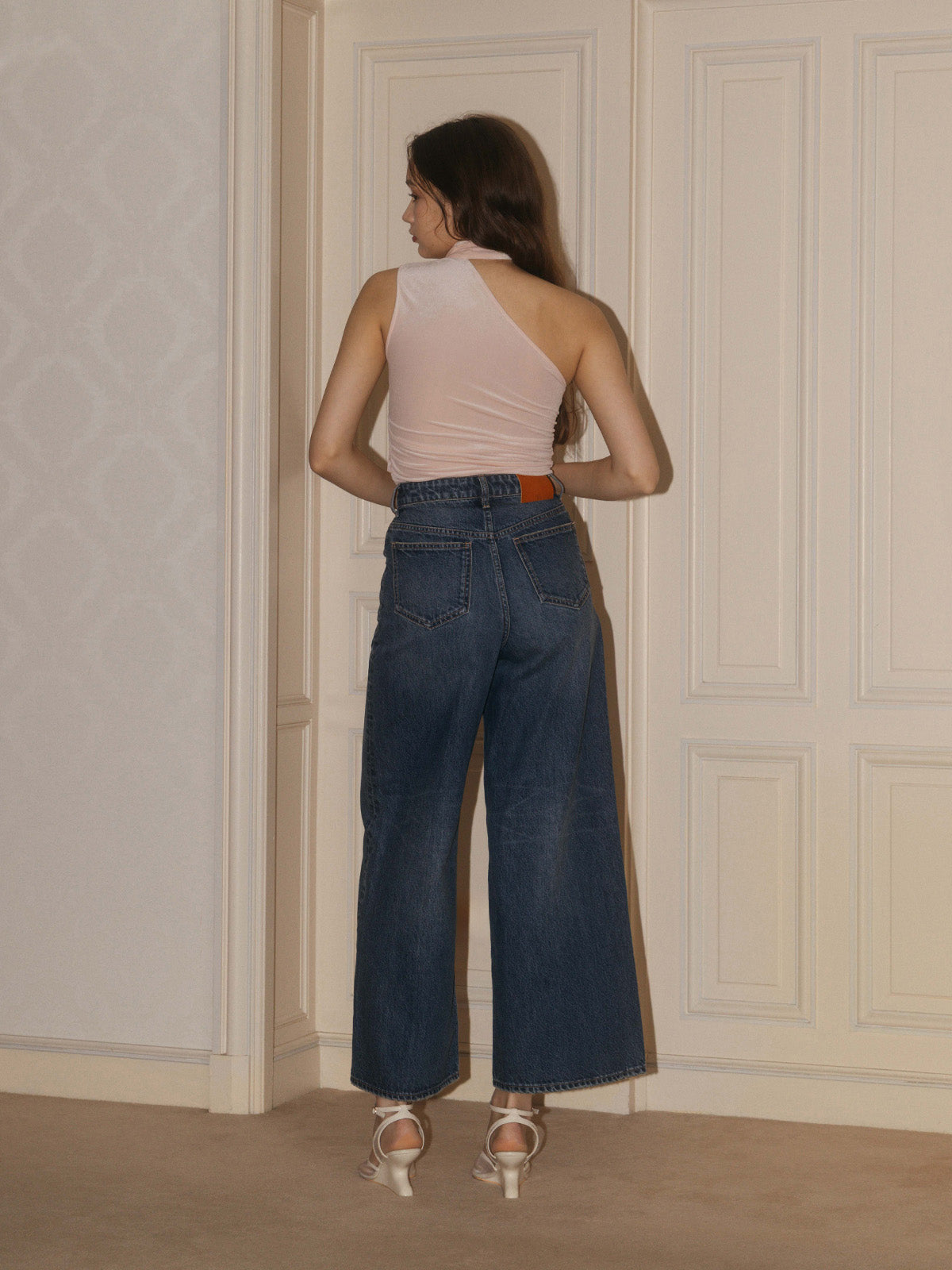 VELOUR SHOULDER DRAPE TOP