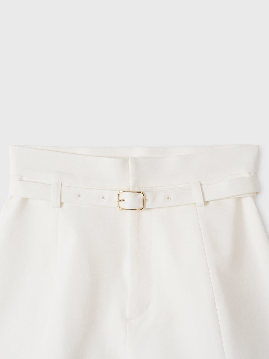 BELTED SHORT PANTS