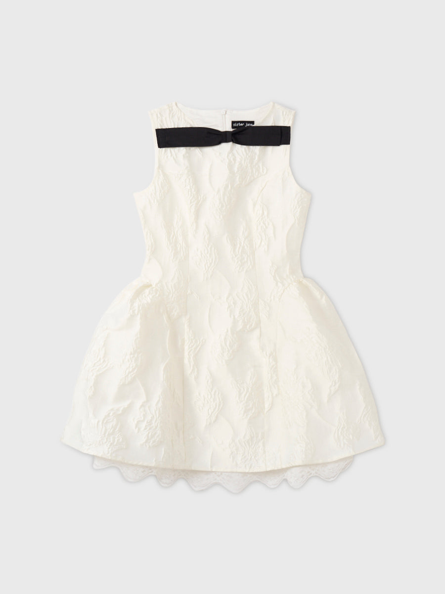COLOR:WHITE