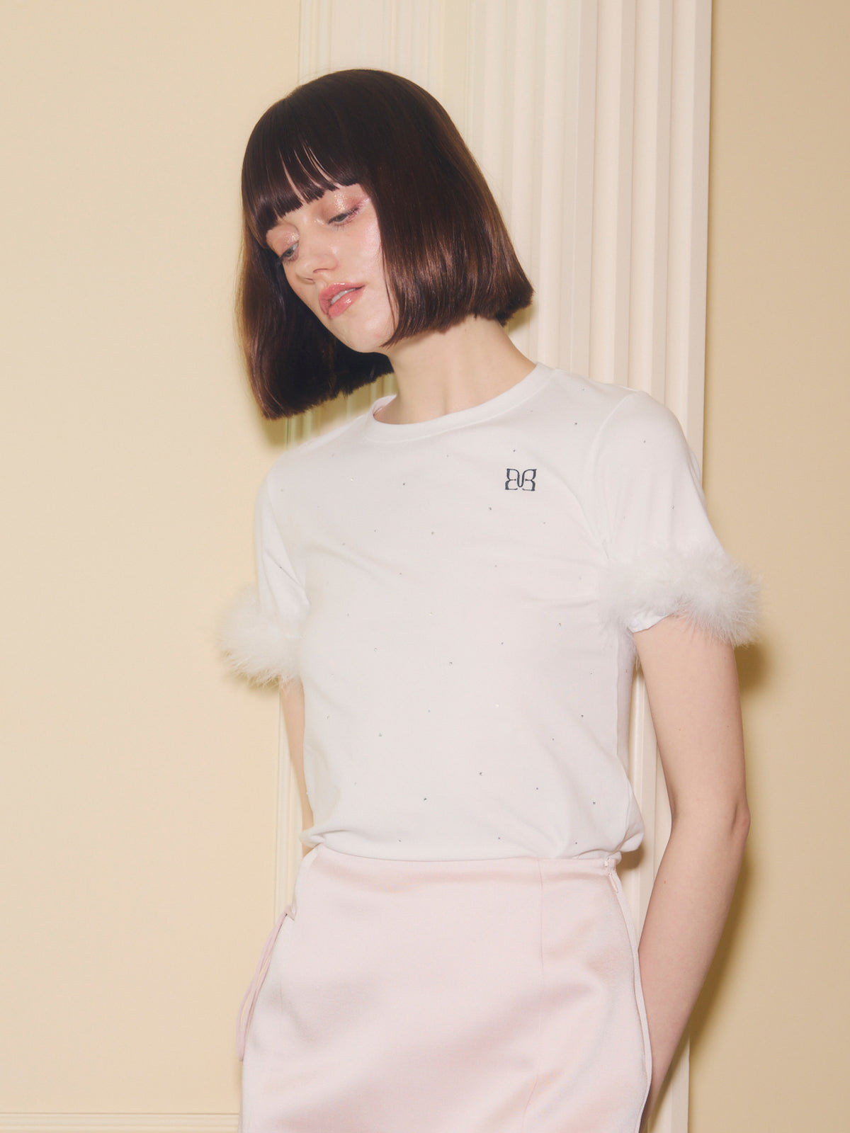 MODEL:177cm/COLOR:WHITE/SIZE:F
