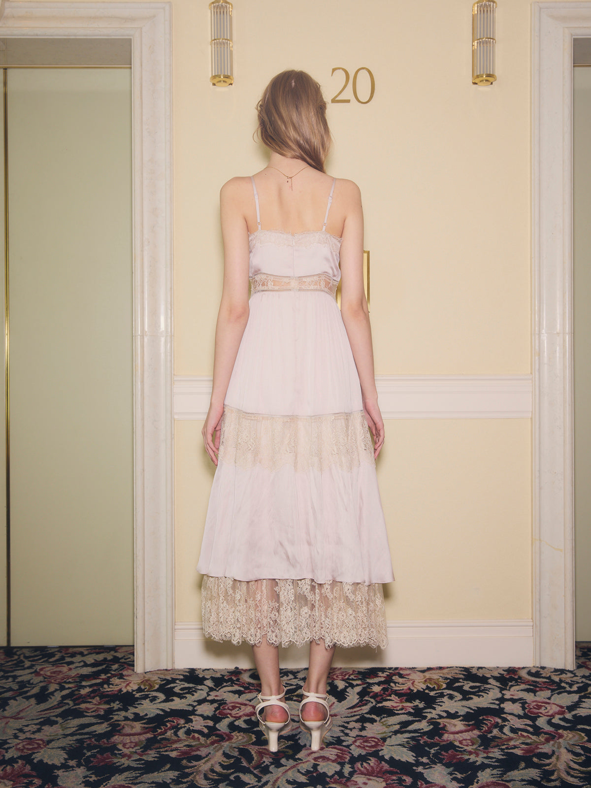LACE SWITCHING DRESS