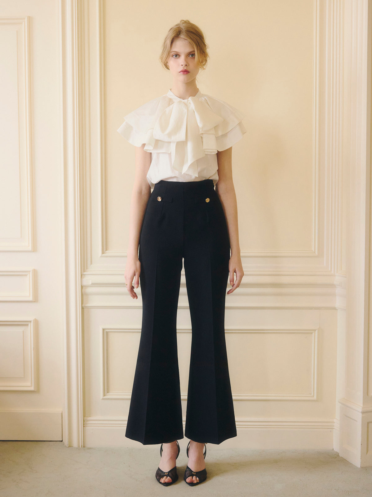 BELL SILHOUETTE PANTS