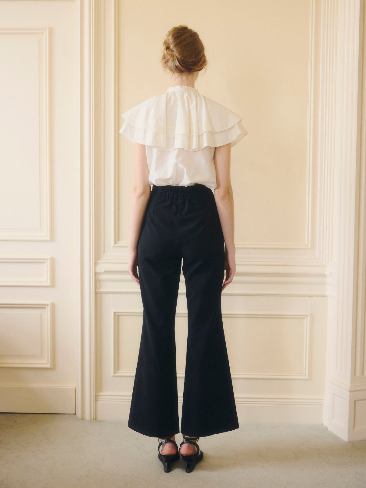 BELL SILHOUETTE PANTS