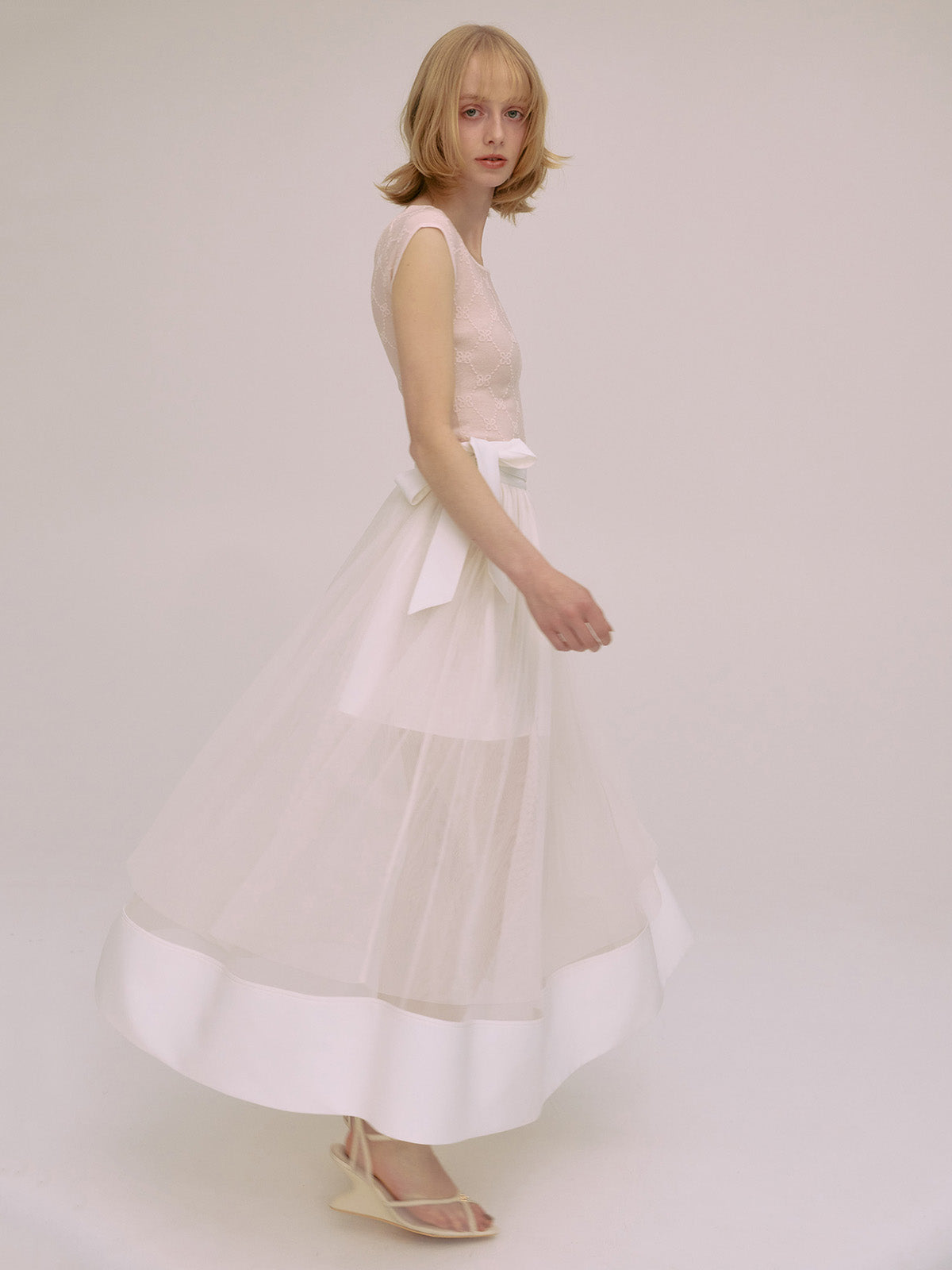 MODEL:172cm/COLOR:WHITE/SIZE:36