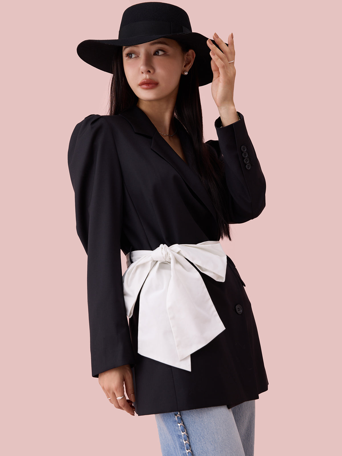 極美品　emmi atelier ノーカラージャケット ベルトリボン付き 黒 リボンベルトテーラードジャケット