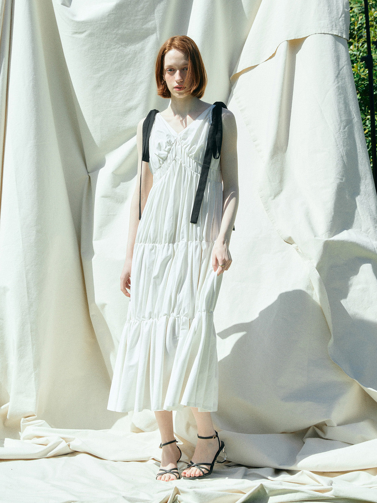 MODEL:175cm/COLOR:WHITE/SIZE:36(S)