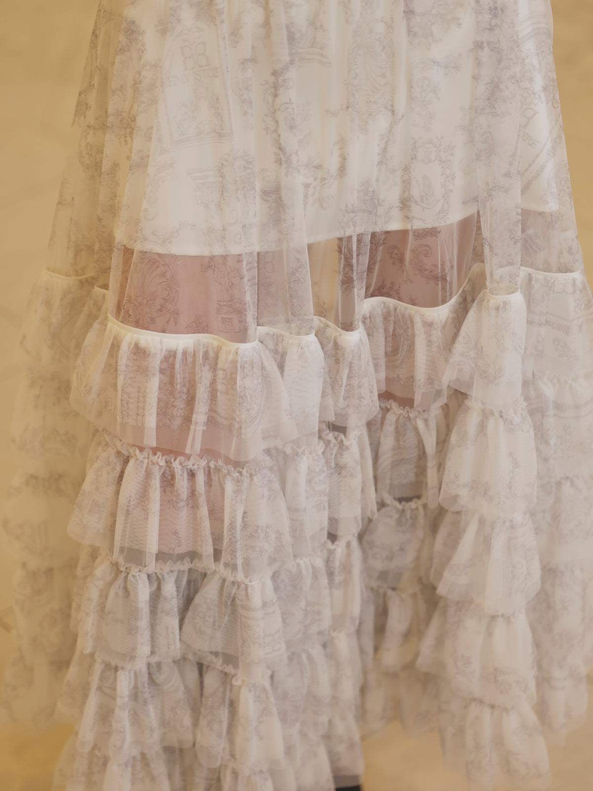 E.TULLE LAYERED SKIRT