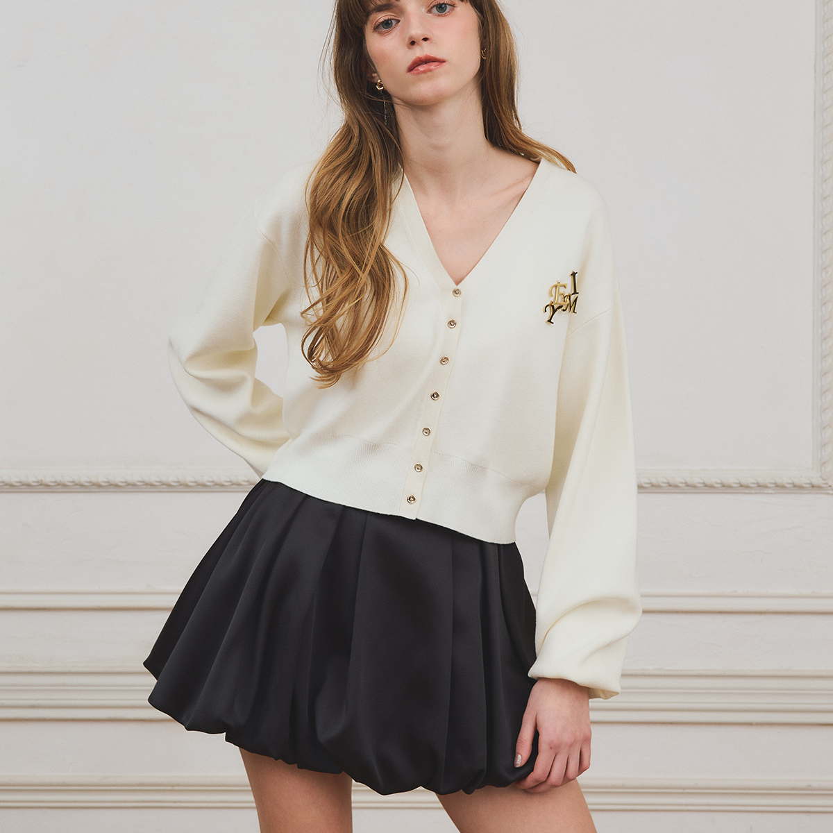 PRE ORDER】EIMYロゴチャームニットカーディガン