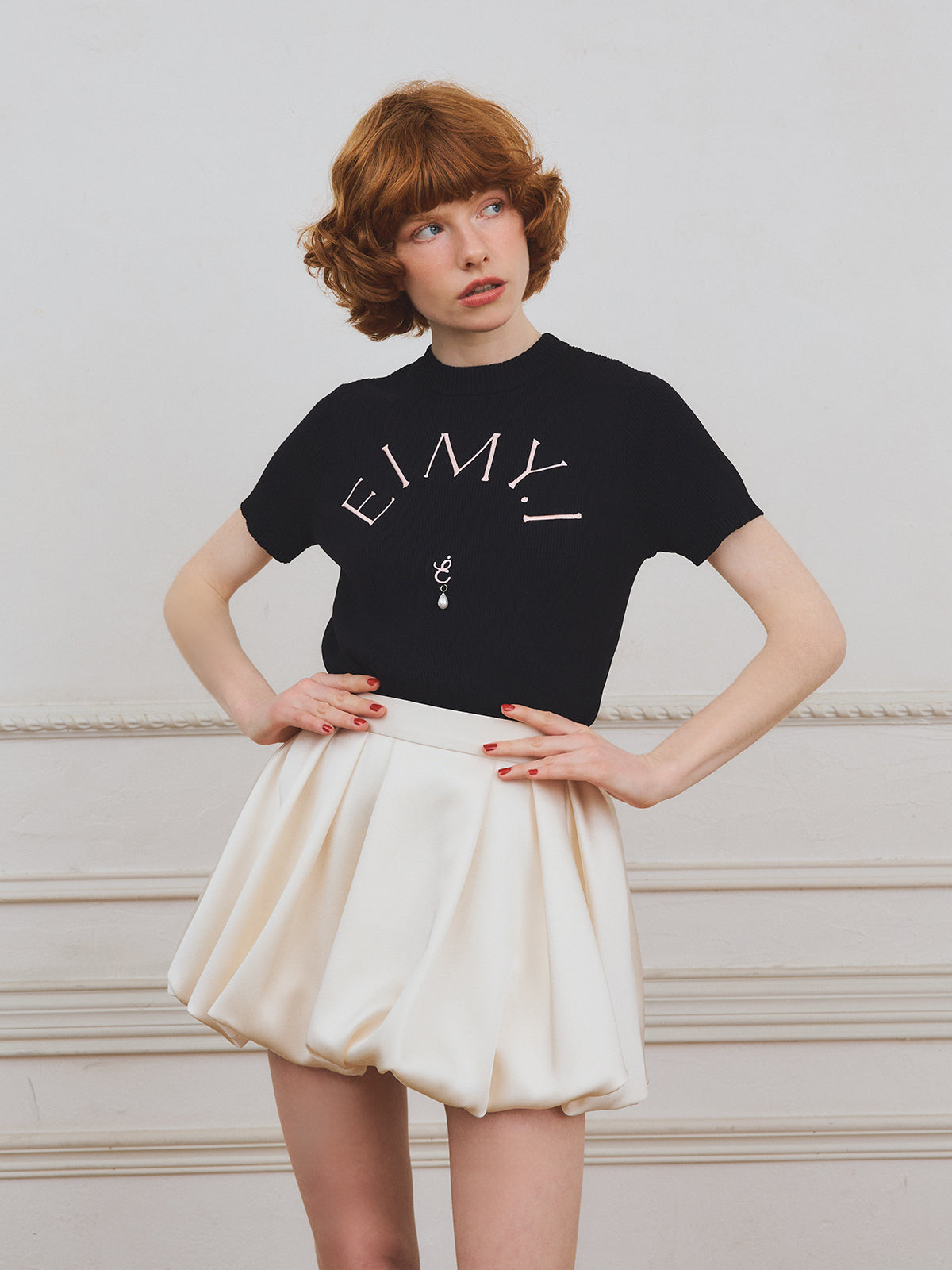 MODEL:170cm／COLOR:BLACK／SIZE:F