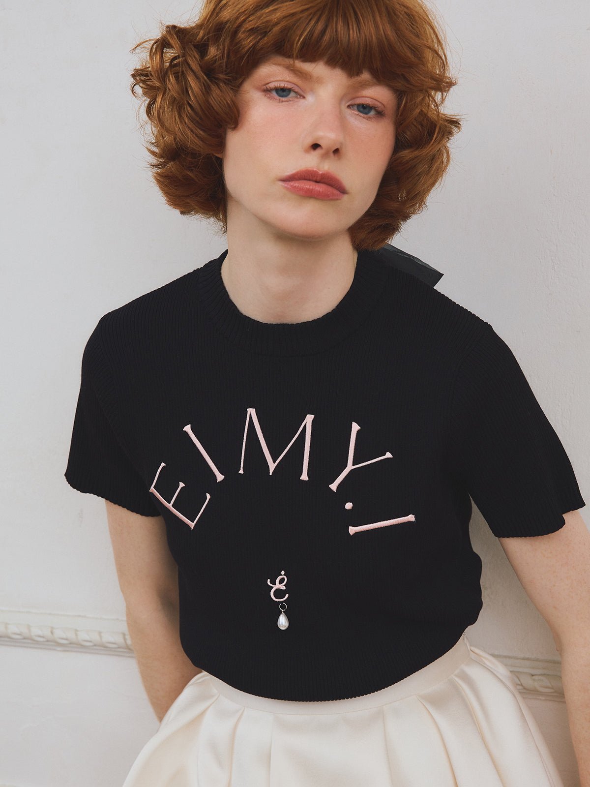 【PRE ORDER】EIMYロゴニットプルオーバー