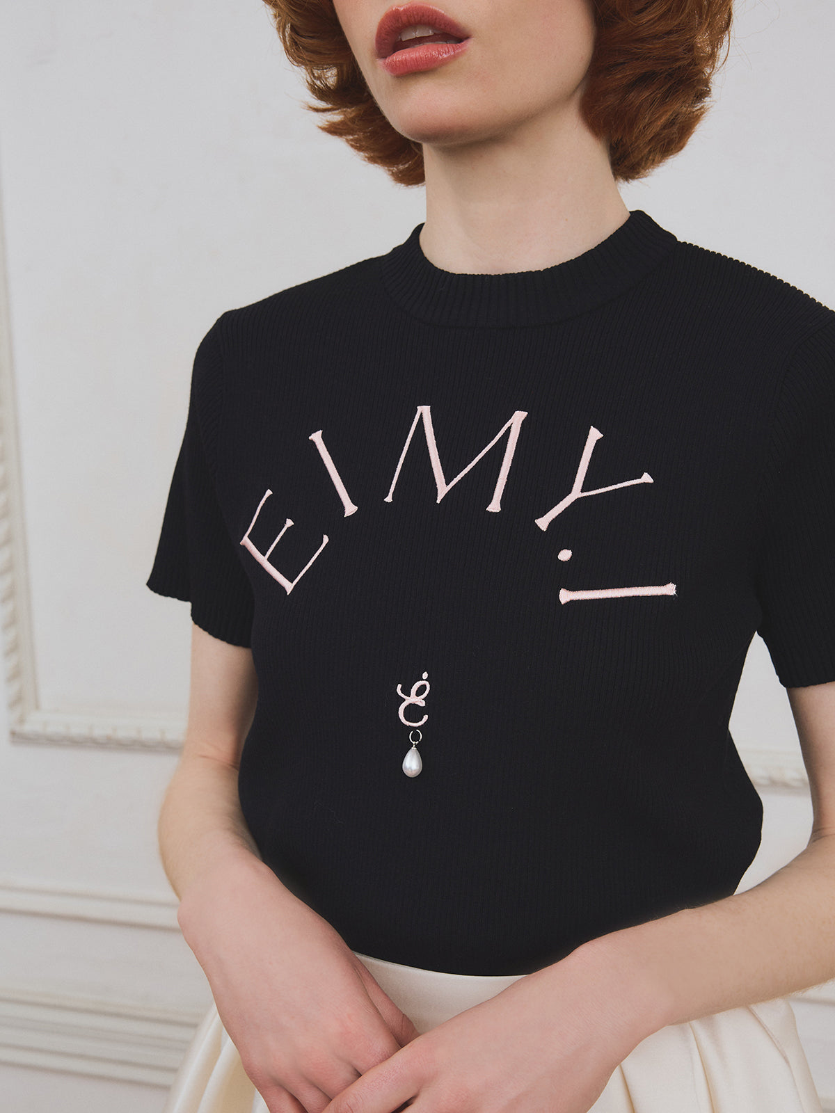 【PRE ORDER】EIMYロゴニットプルオーバー