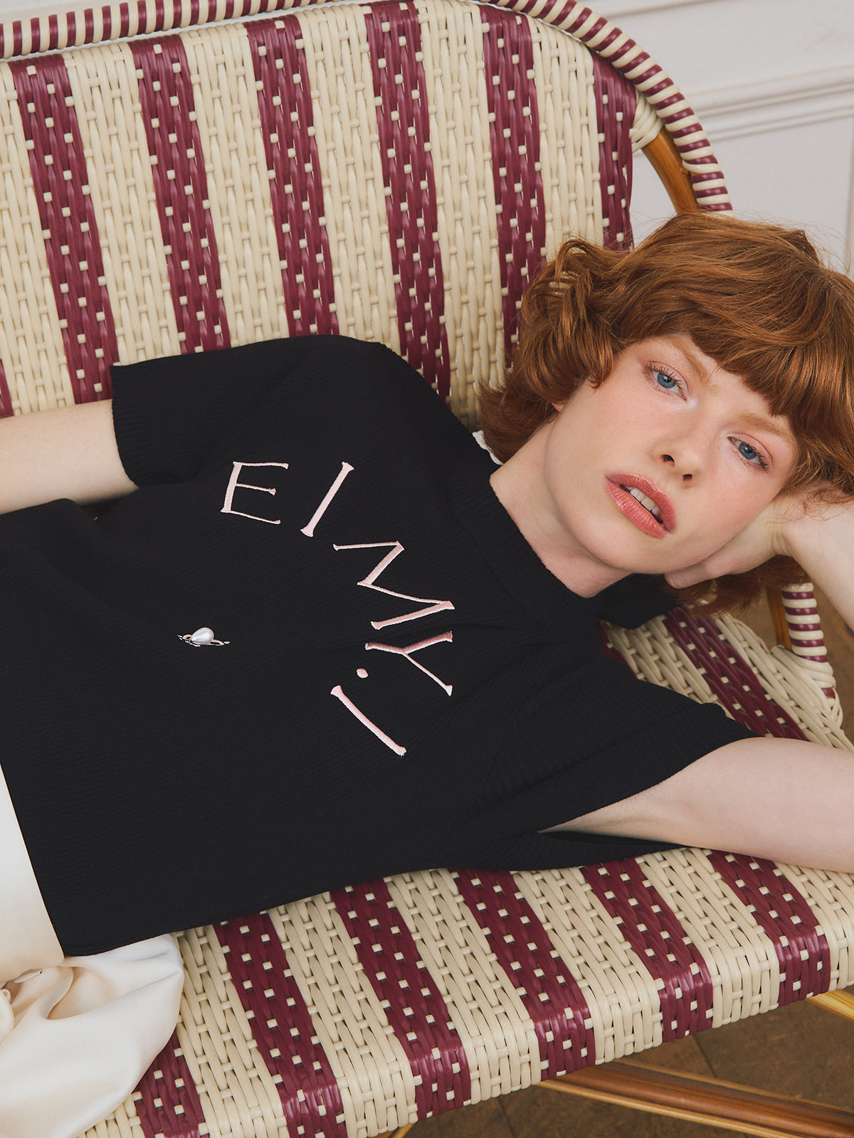 【PRE ORDER】EIMYロゴニットプルオーバー