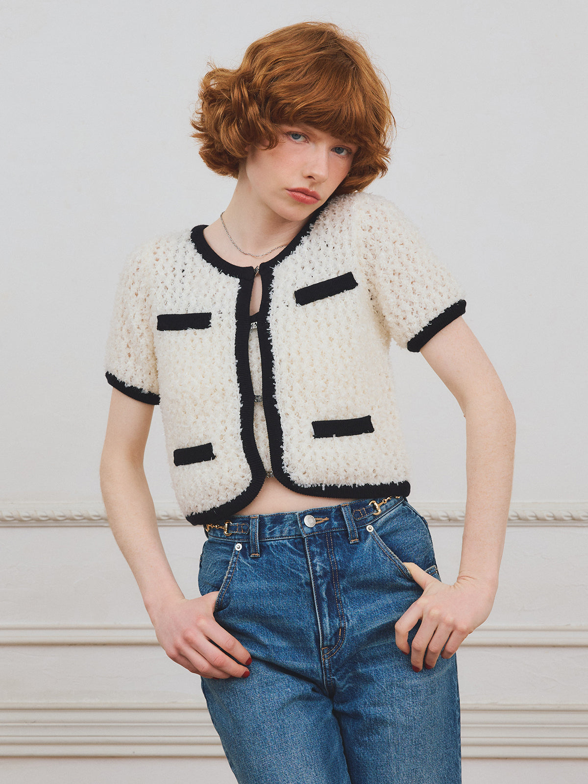 MODEL:170cm／COLOR:WHITE／SIZE:F