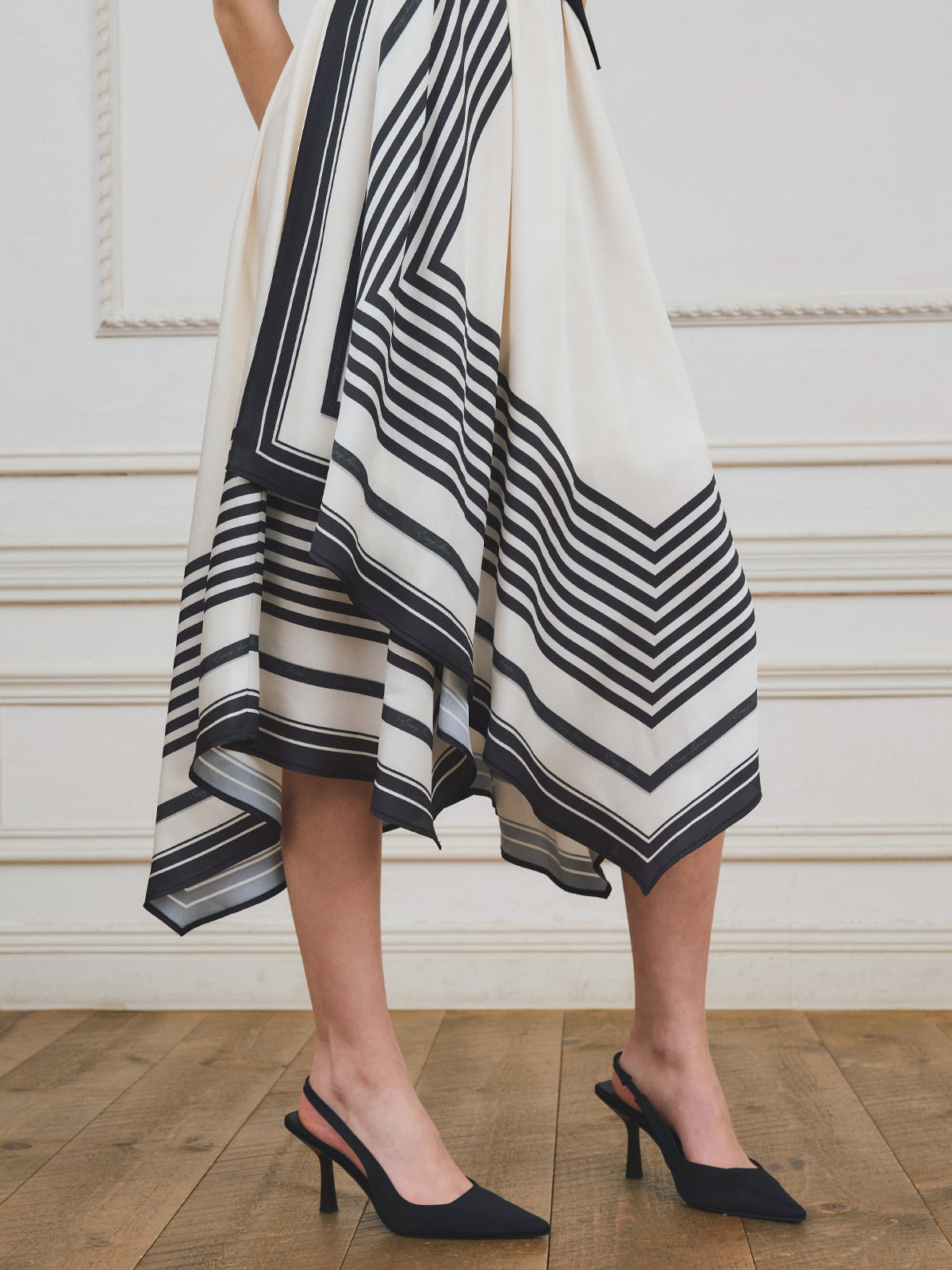 スカーフパターンニットドッキングワンピース