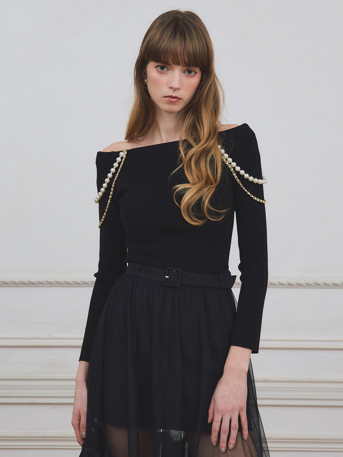 パールストラップオフショルニットトップス