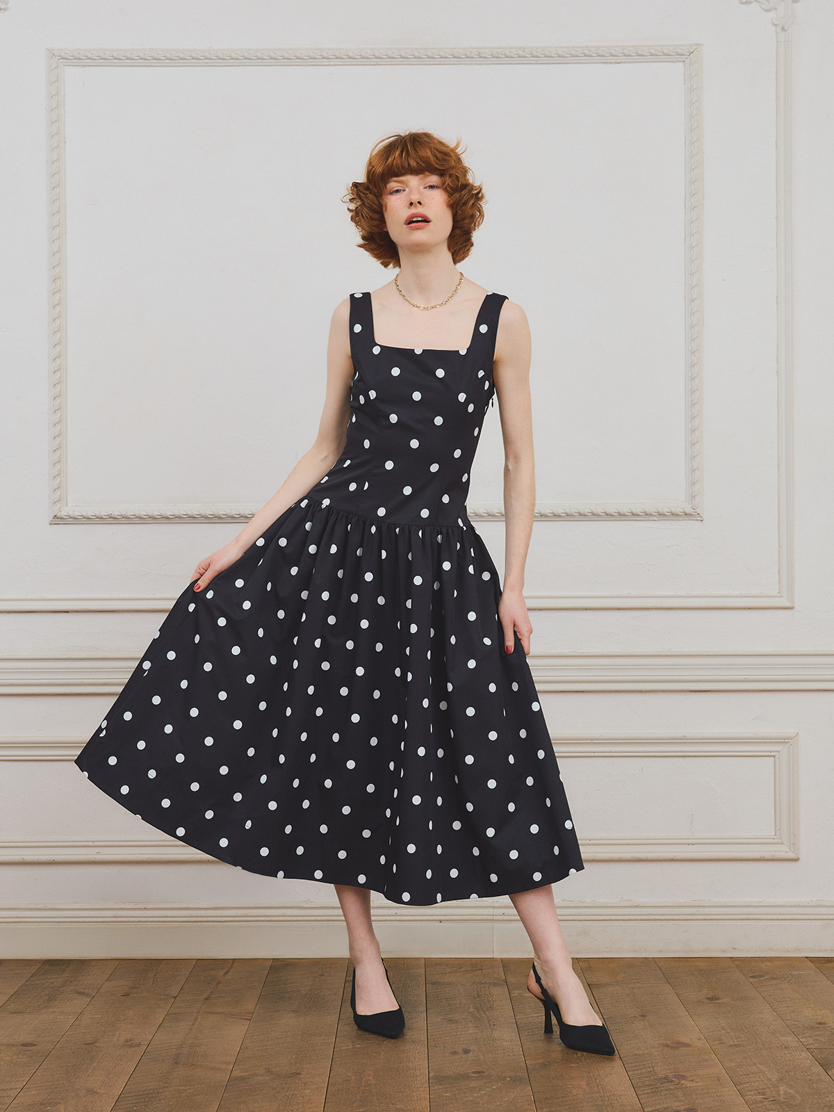 MODEL:170cm／COLOR:BLACK／SIZE:F