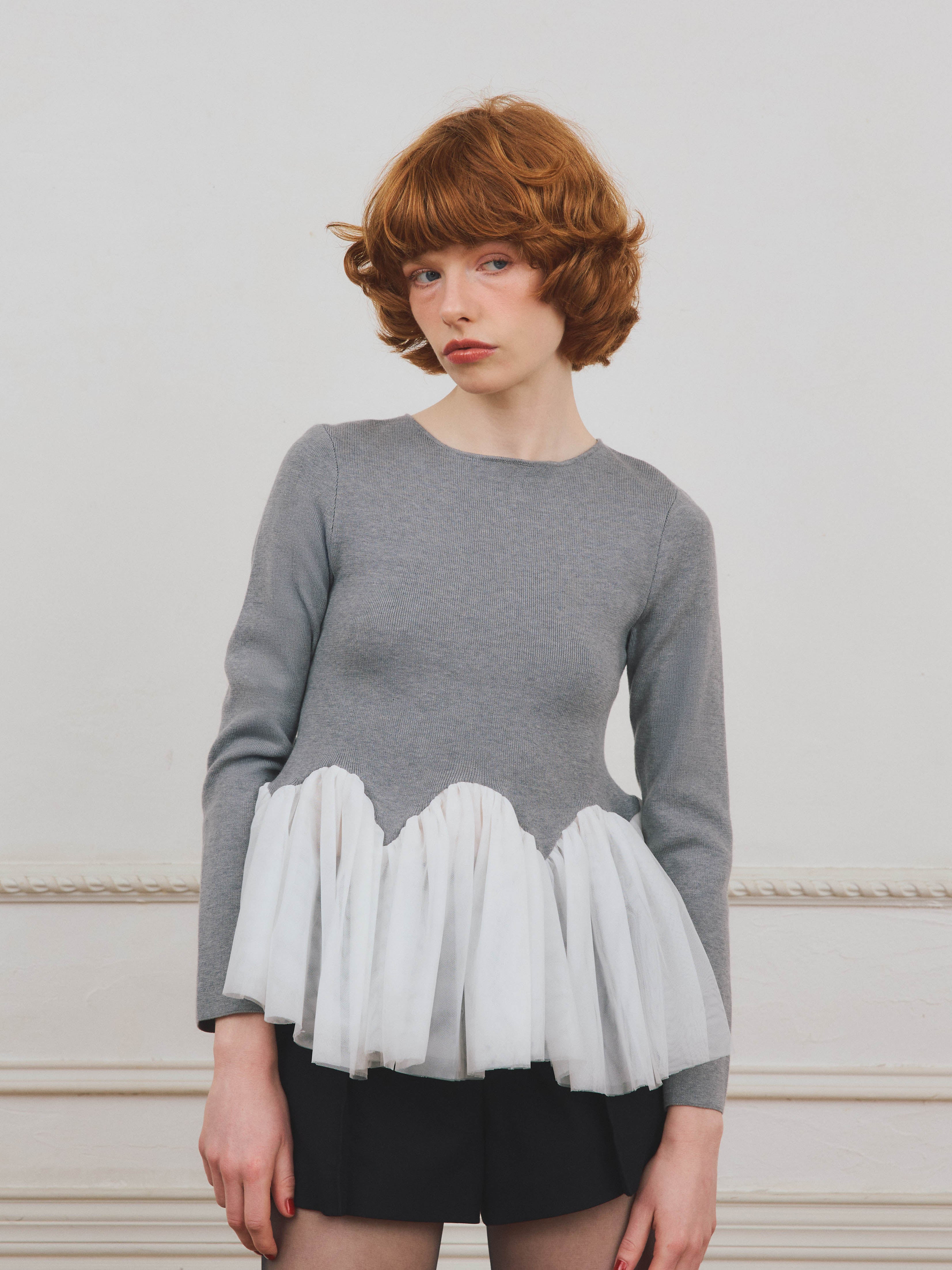 【PRE ORDER】チュールペプラムニットプルオーバー