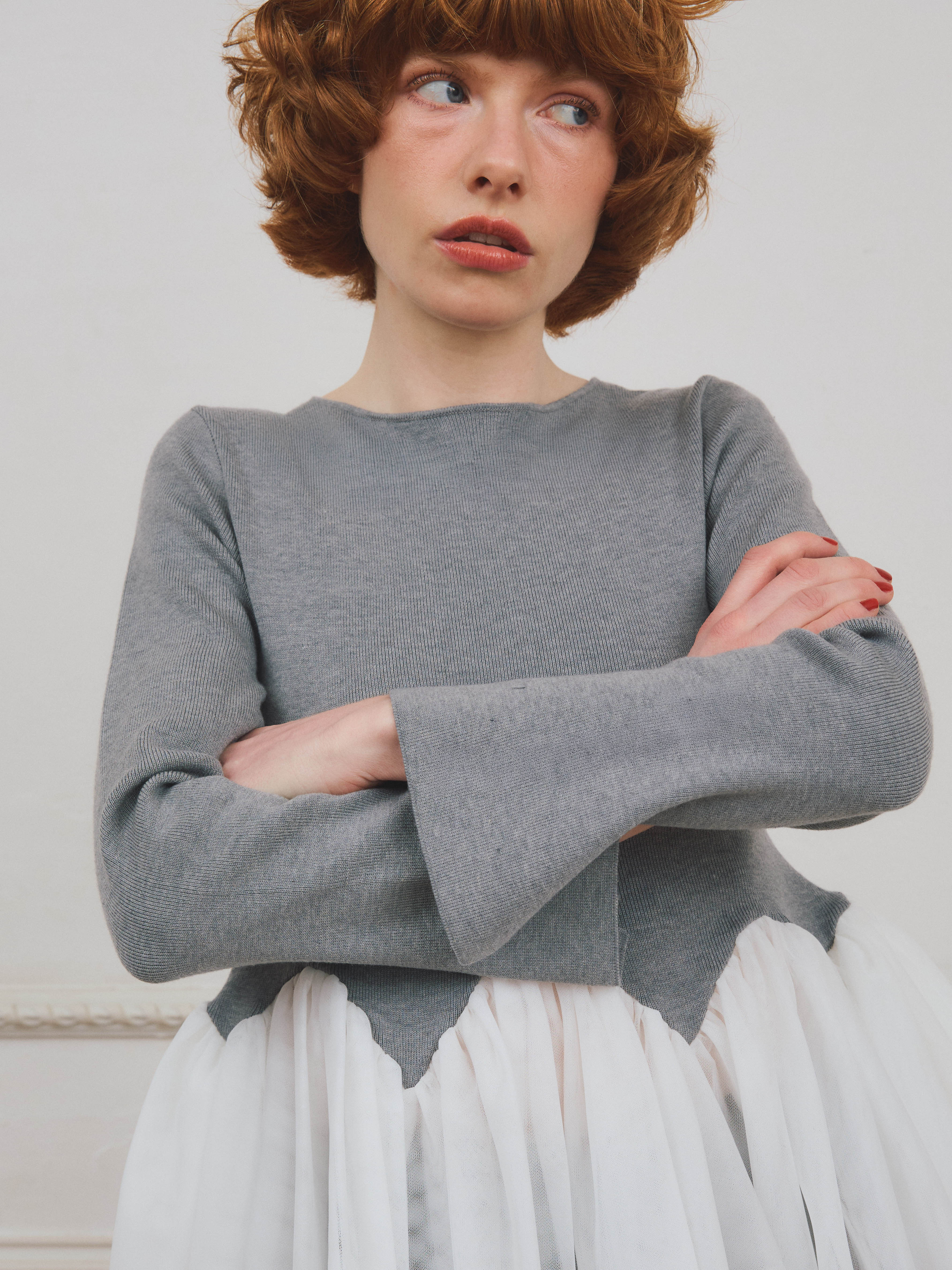 【PRE ORDER】チュールペプラムニットプルオーバー