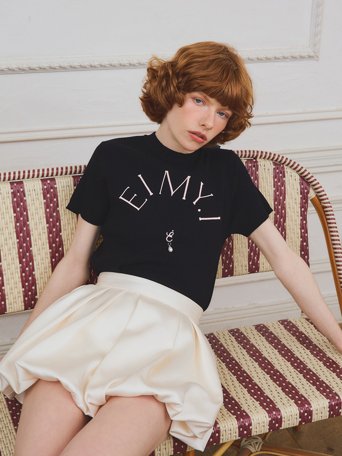 MODEL:170cm／COLOR:BLACK／SIZE:F