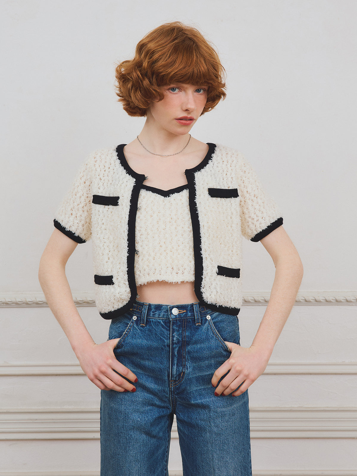 MODEL:170cm／COLOR:WHITE／SIZE:F