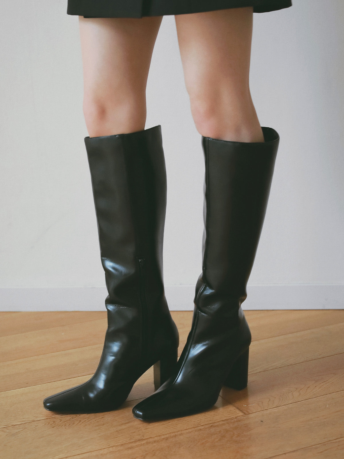 スクエアトゥロングブーツ