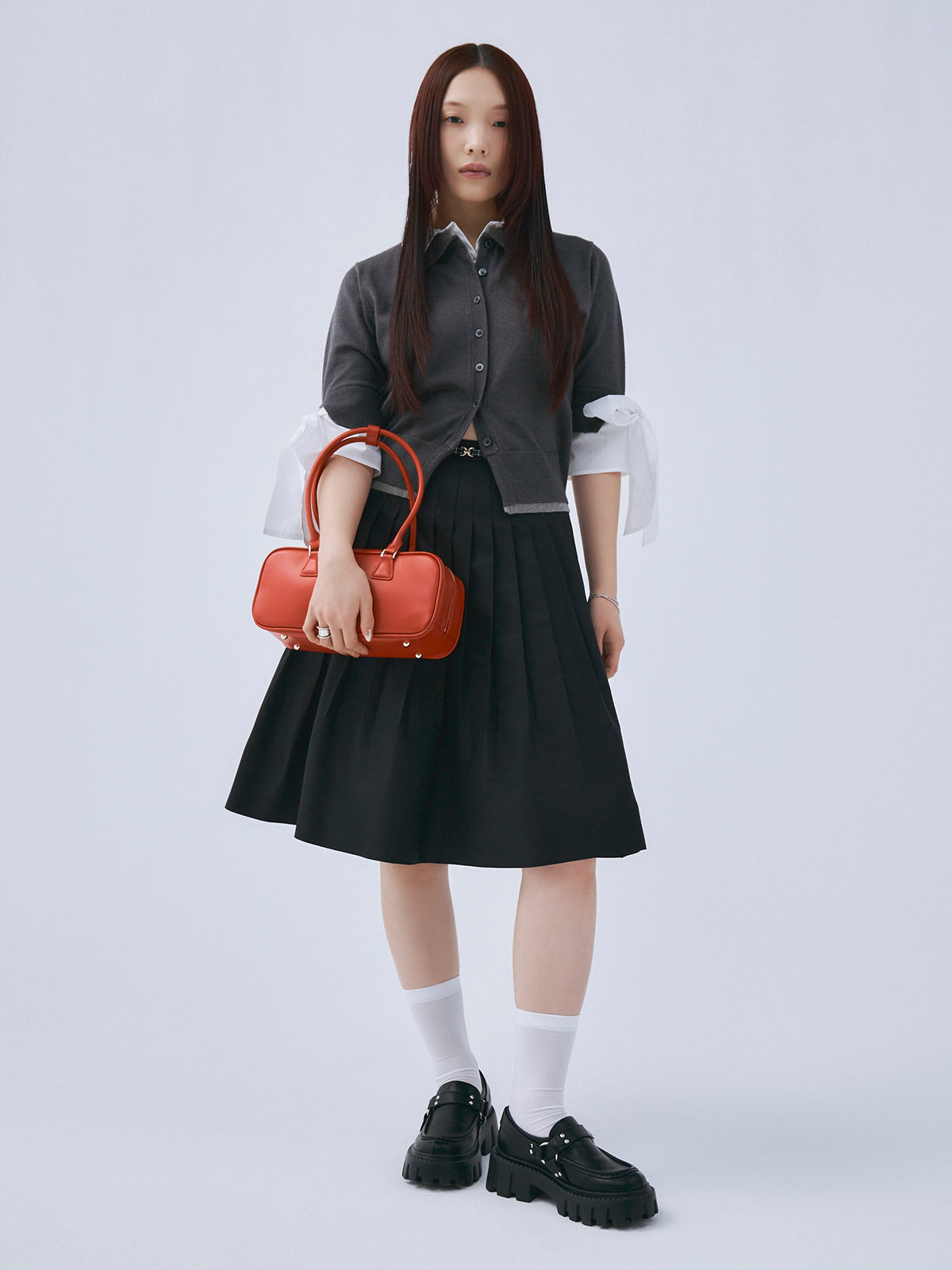 プリーツミディスカート