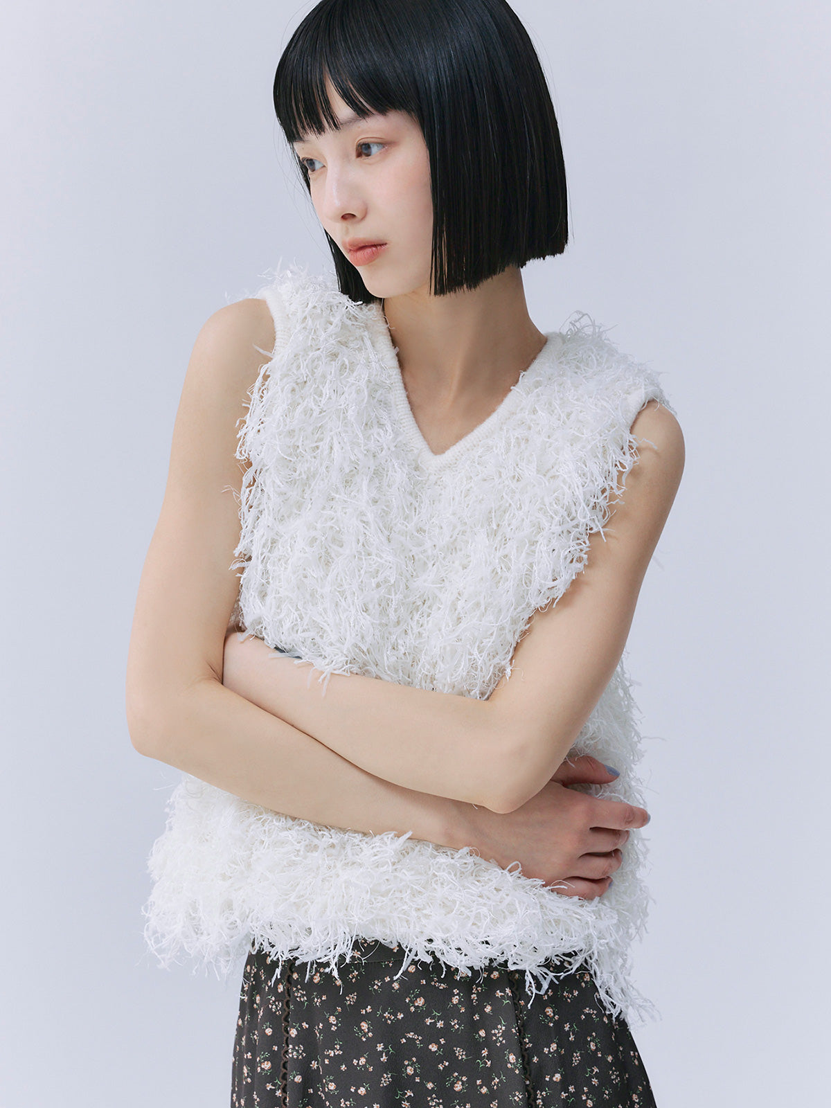 ロングフェザーヤーンニットベスト