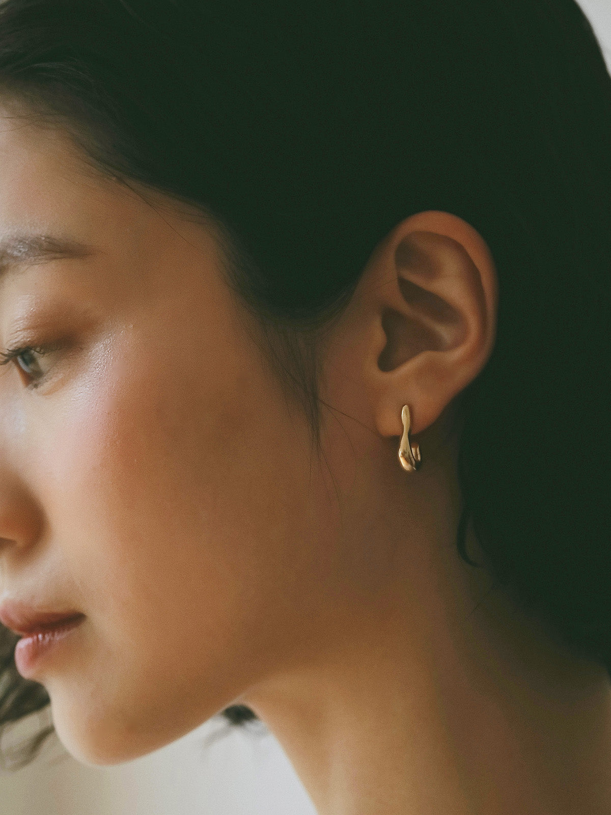 【TEN.】ハートスワンピアス GD