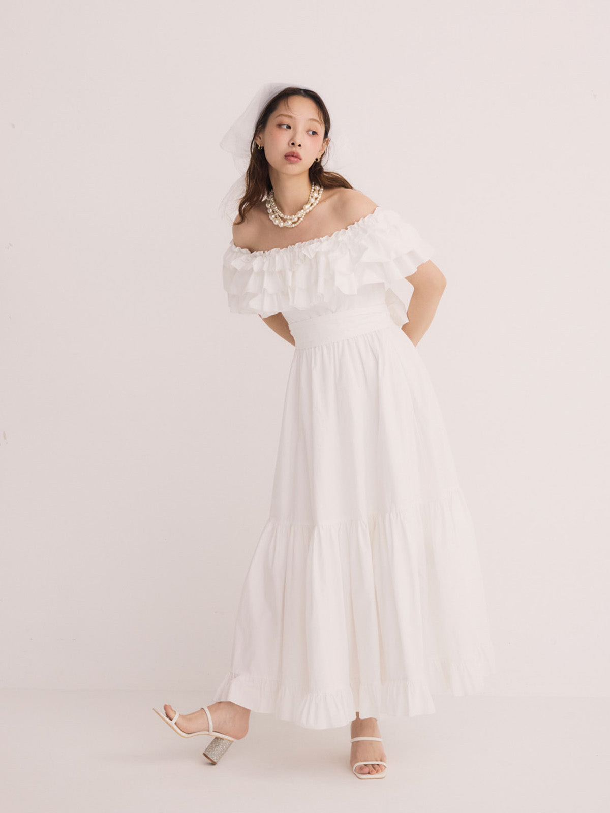 オフショルフリルマキシワンピース