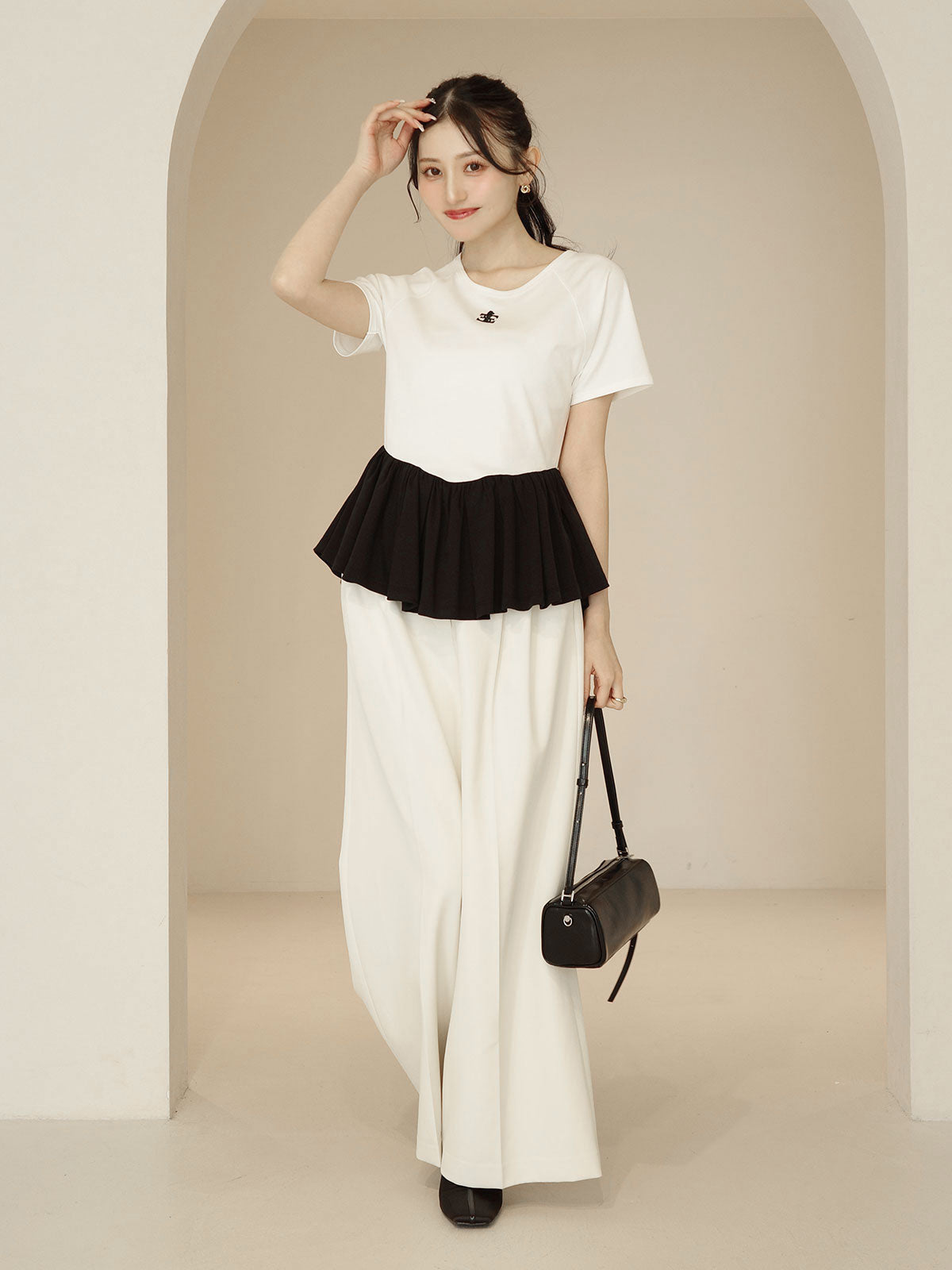 バリエプリントぺプラムTシャツ