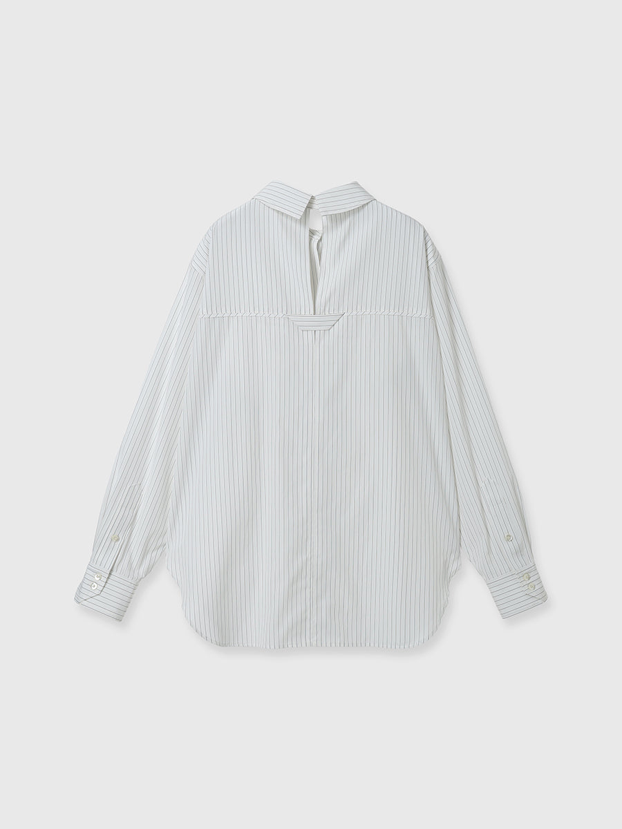 バックスリットシャツ