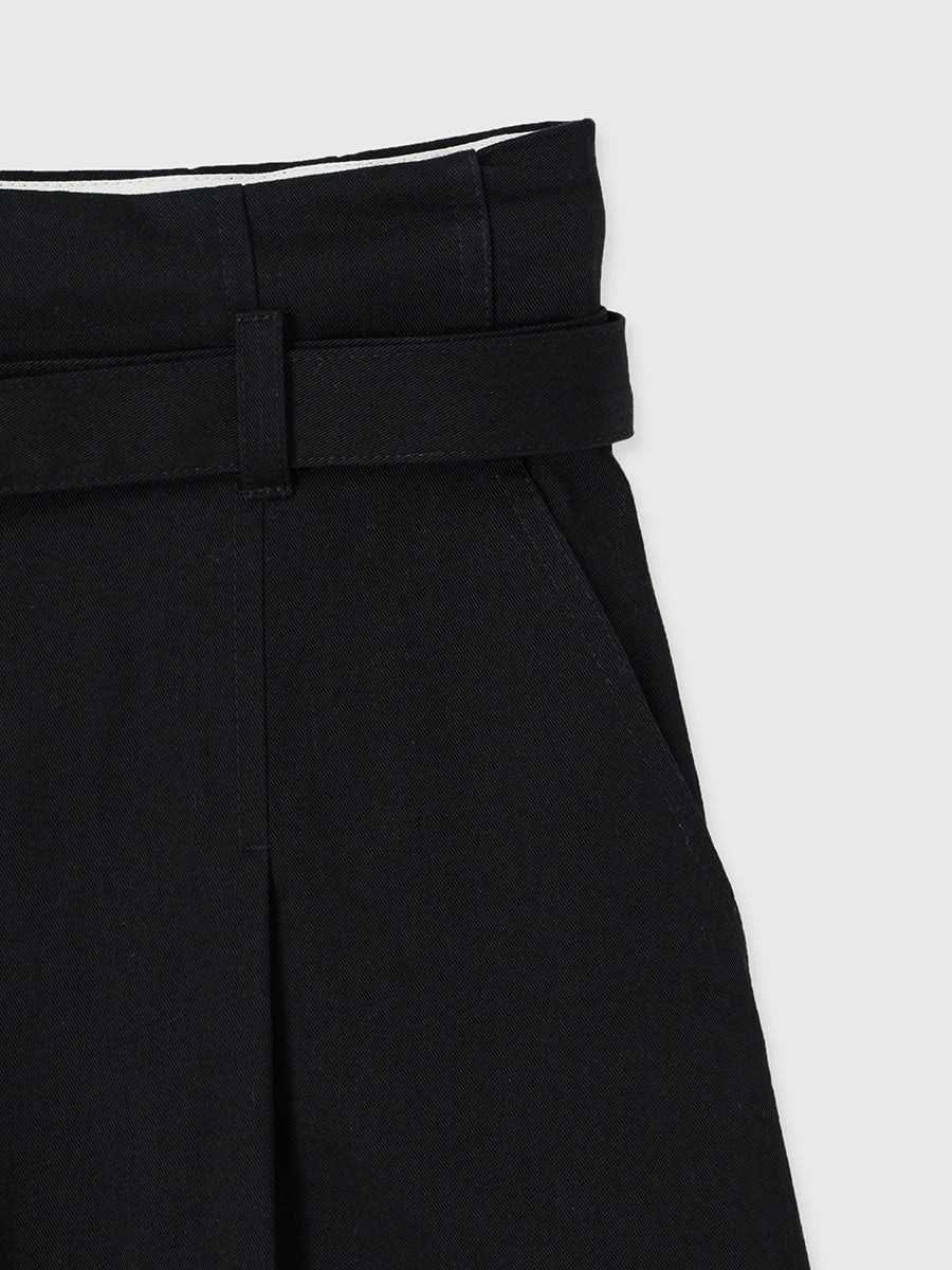 ストラクチャーワイドパンツ