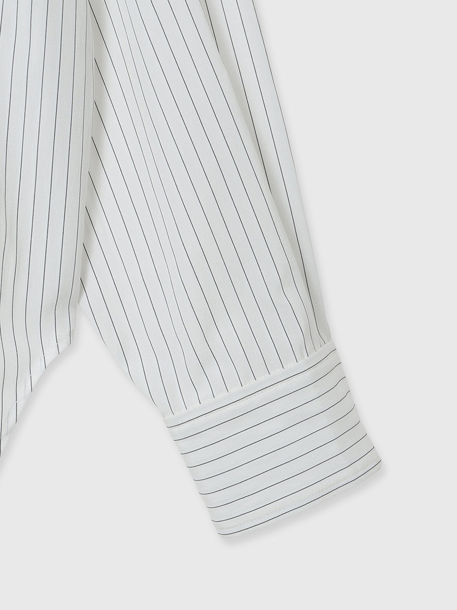 バックスリットシャツ