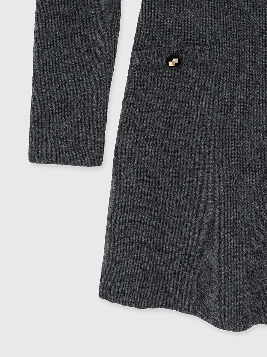 ケープデザインニットワンピース