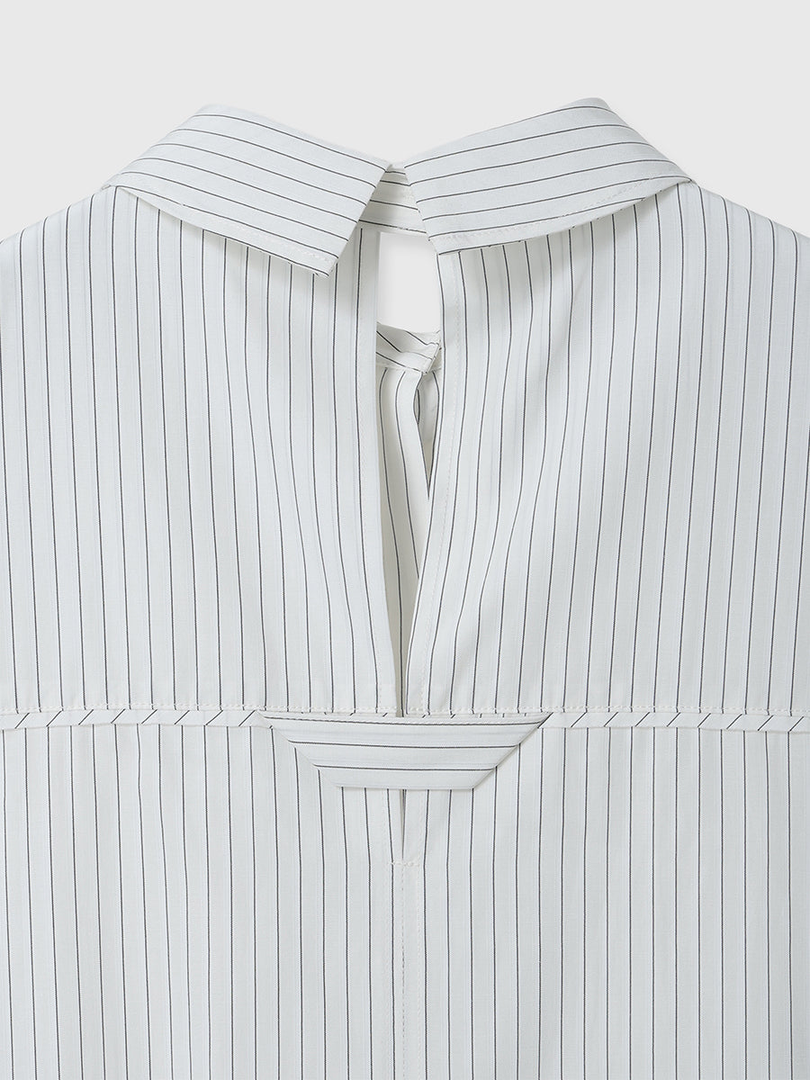 バックスリットシャツ