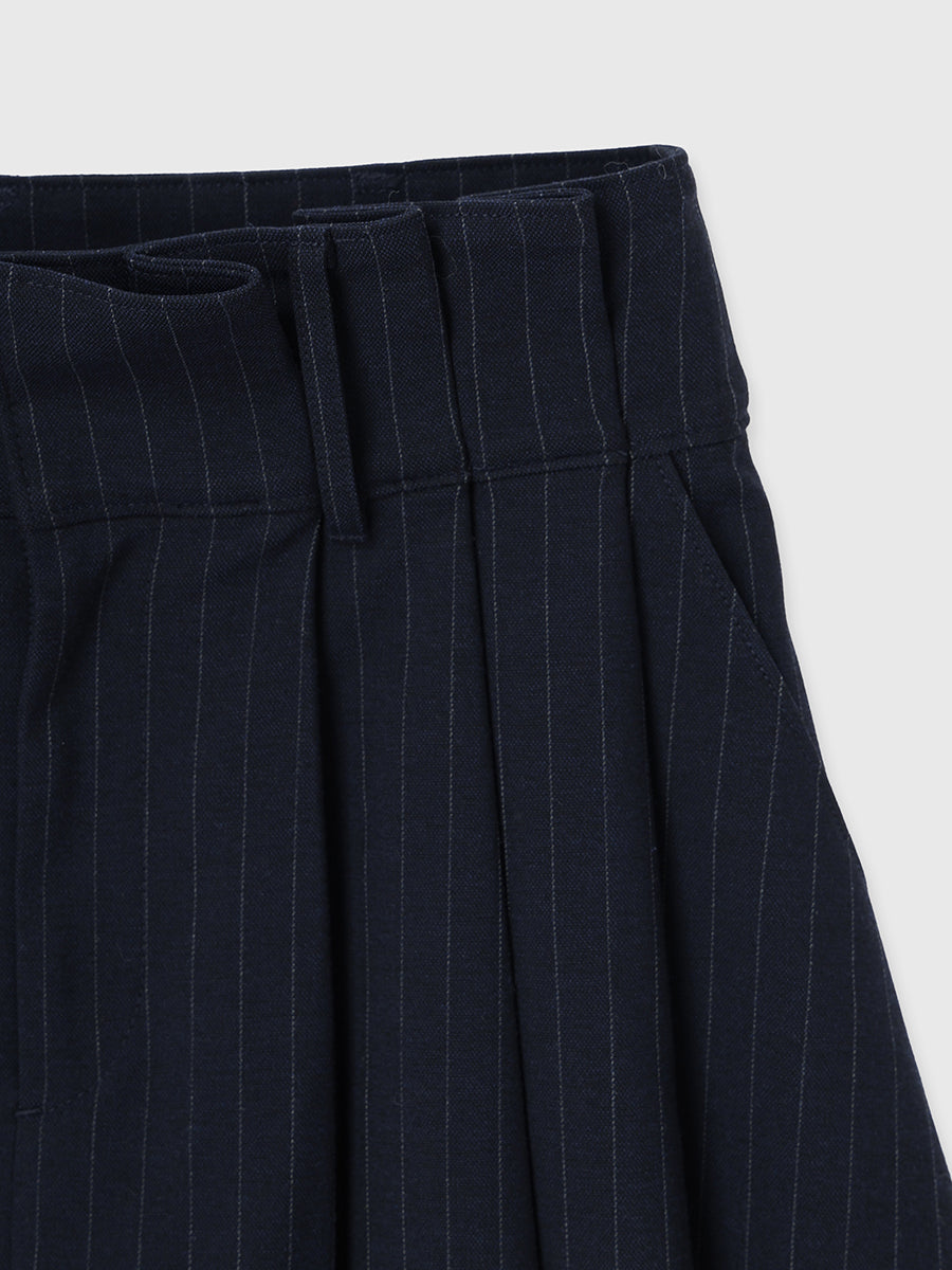 ボックスプリーツミニスカート