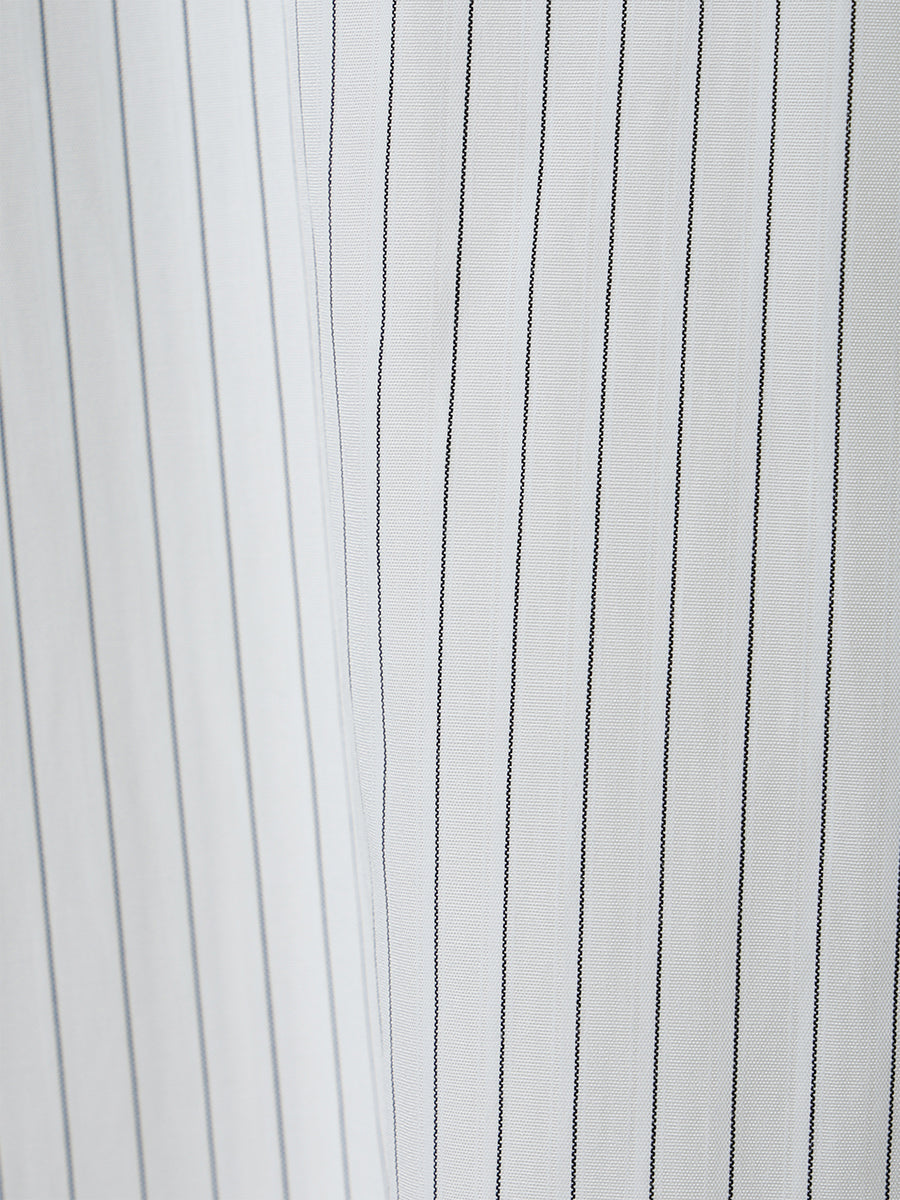 バックスリットシャツ