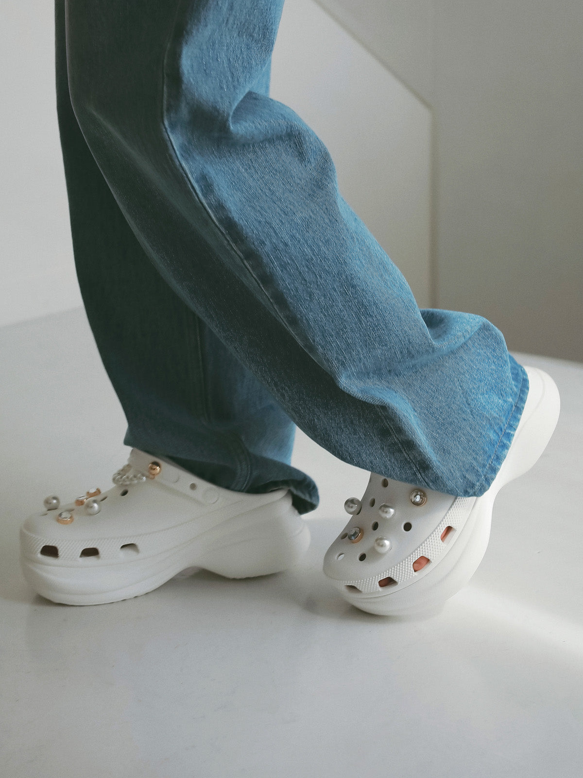 【crocs】WOMEN'S CROCS CLASSIC BAE CLOG　eimy pack