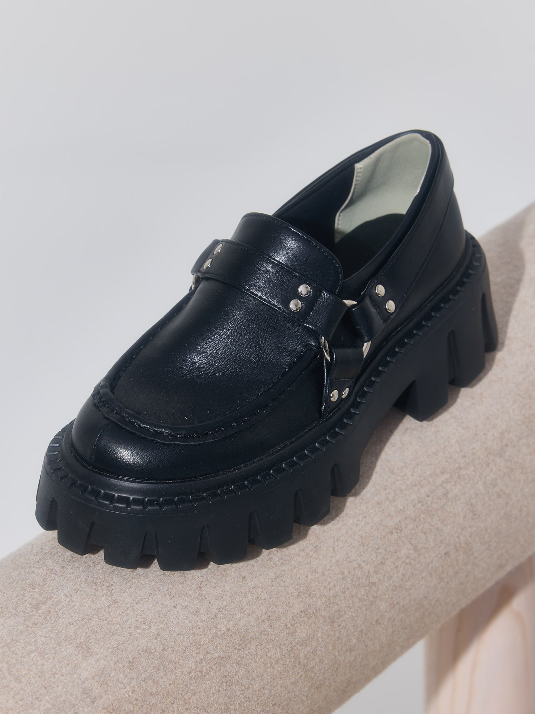 バイカーデザインローファー