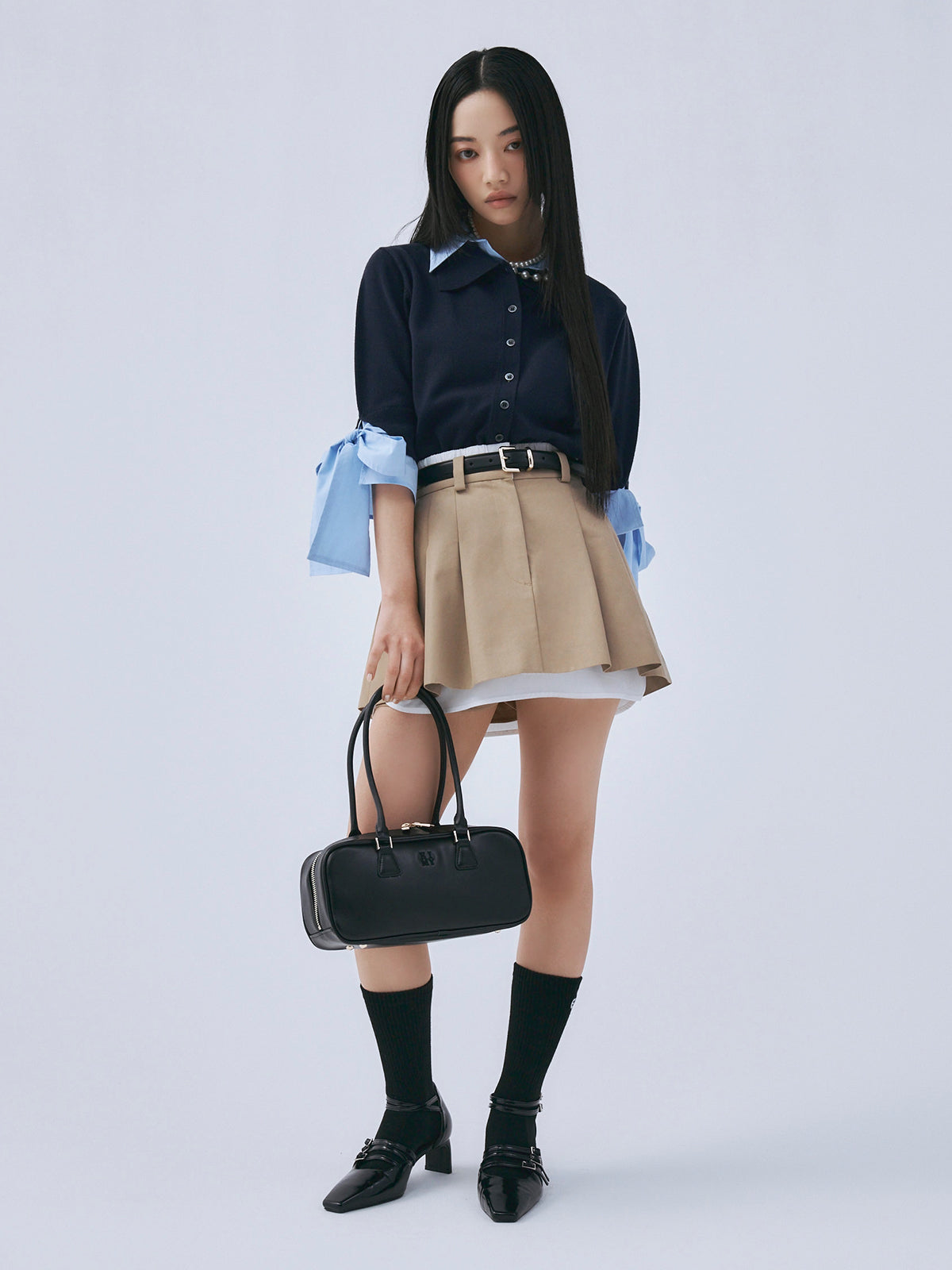 ストラップパンプス