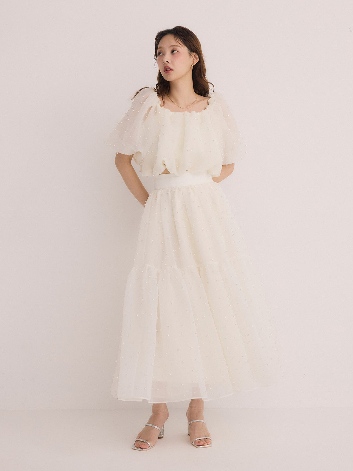 パールスタッズフレアスカート