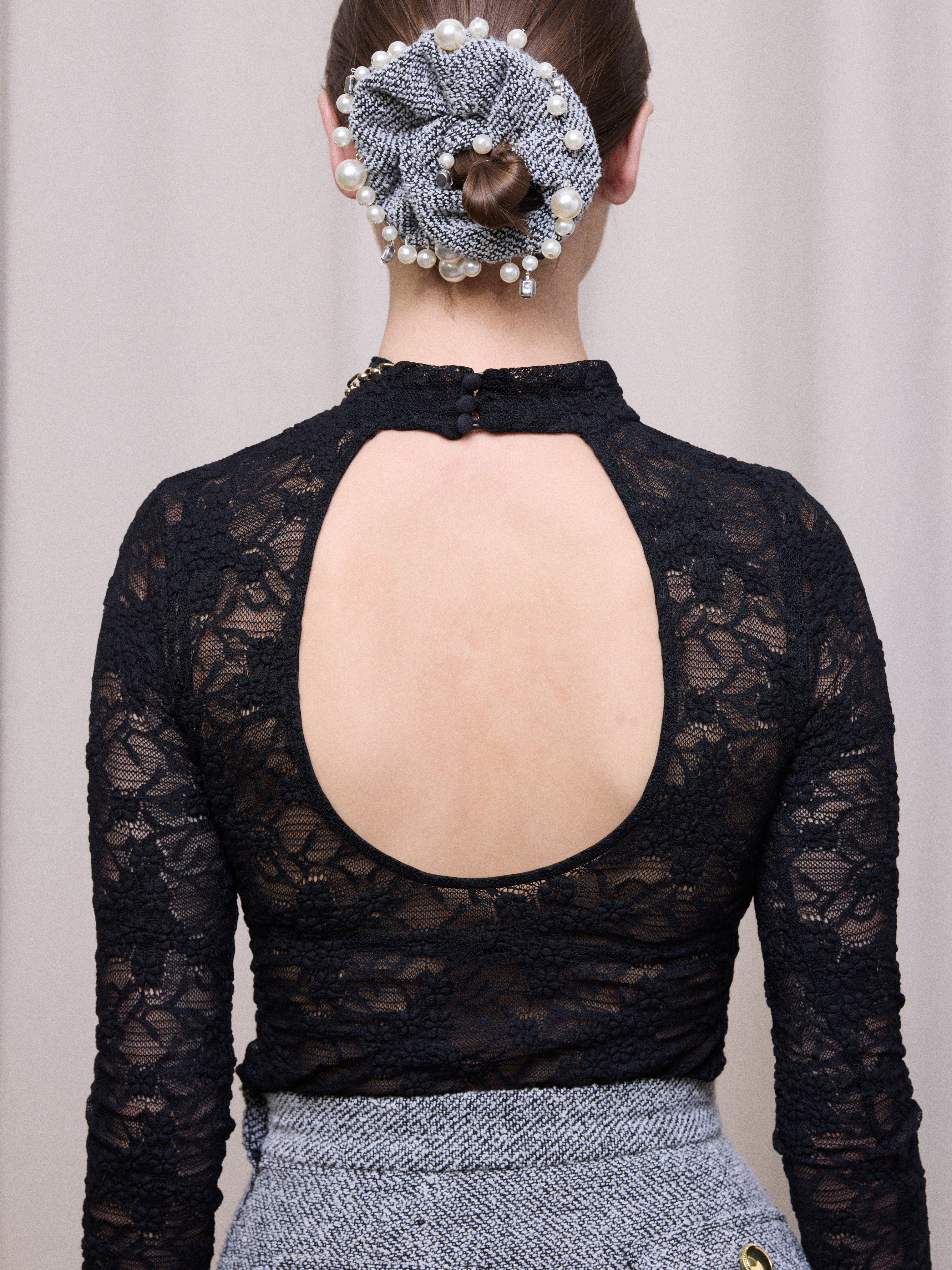 バックオープンプランジブラキャミソール