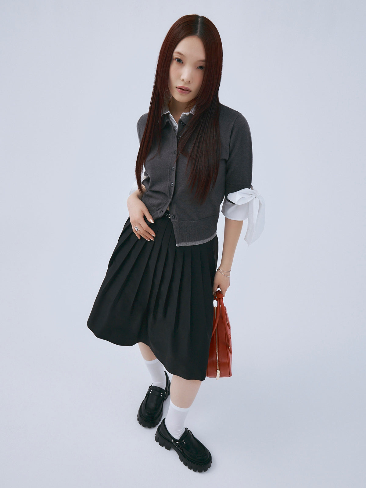 プリーツミディスカート